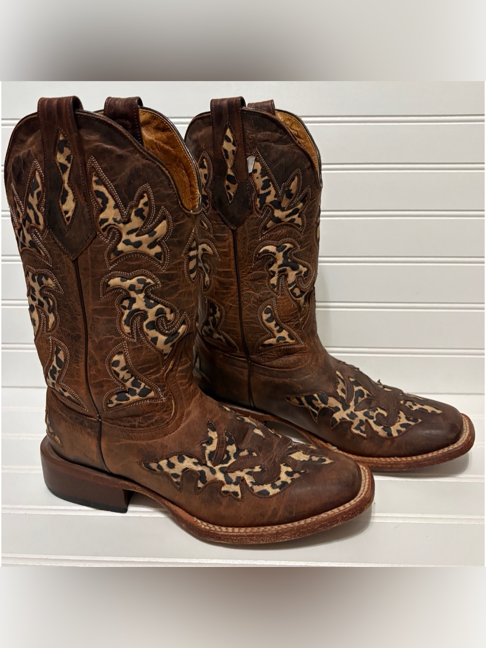 JOHNNY RINGO Leopard Inlay Square Toe Leather Cowboy Boots Womens Size 7 B